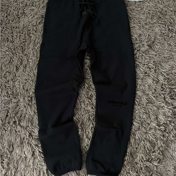 Fear of God Essentials SS22 Sweatpants Stretch Limo Black 100% Authentic SIZE M